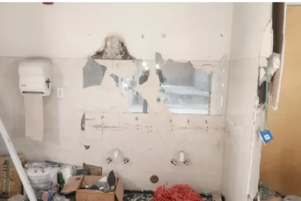 Warren mosque vandalize